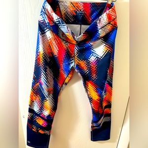 Athleta colorful leggings size small